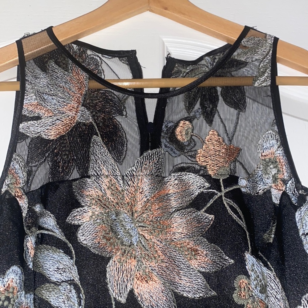 Tahari Formal gown